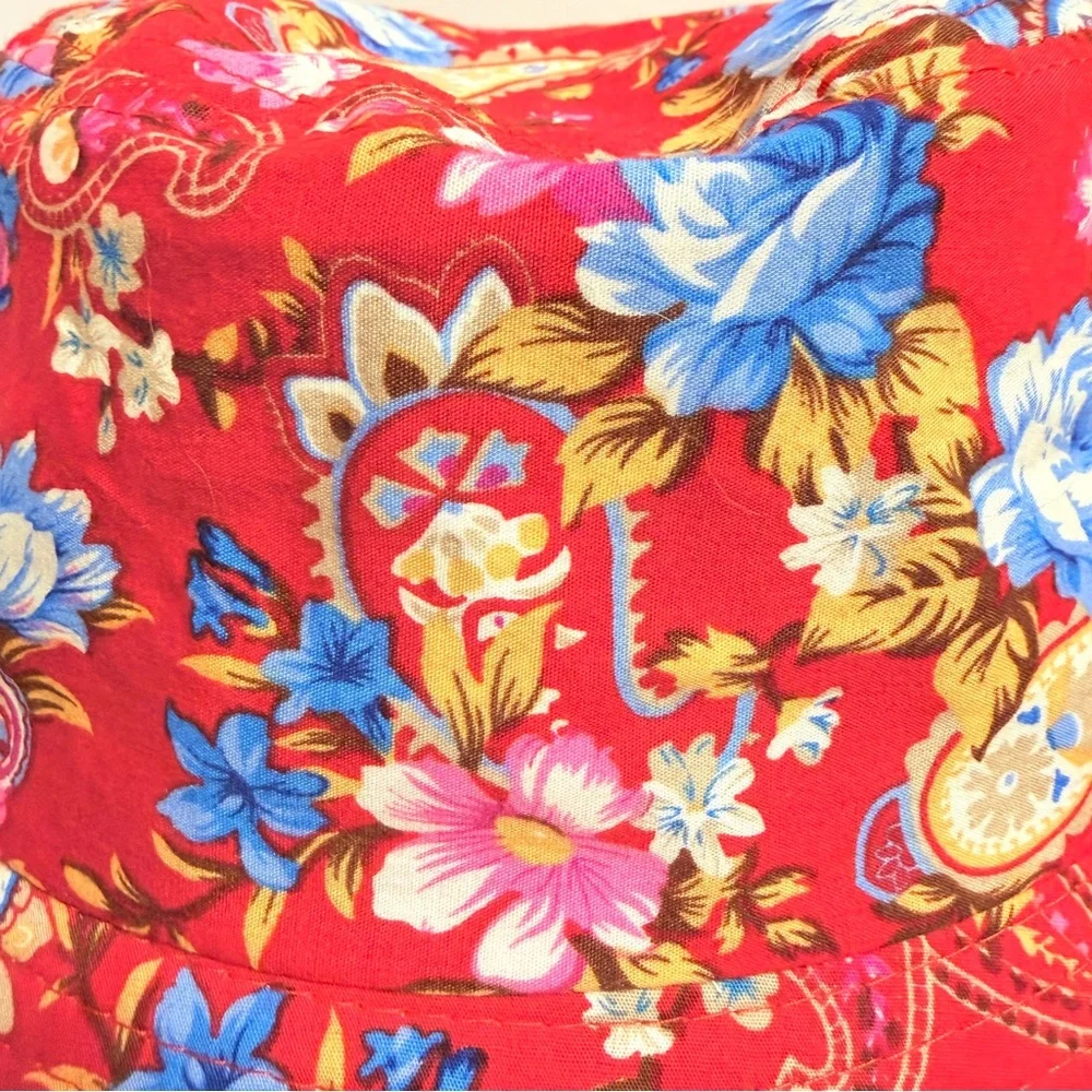 BK Red Floral Paisley Bucket Hat One Size – 100% Cotton Bandana Print NWOT